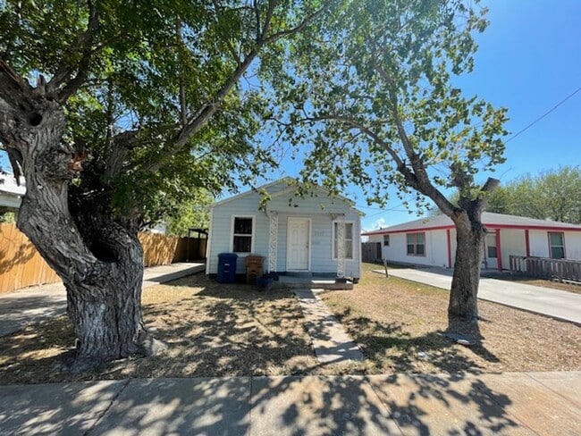 Building Photo - 3-Bedroom Home in Central City – Corpus Ch...