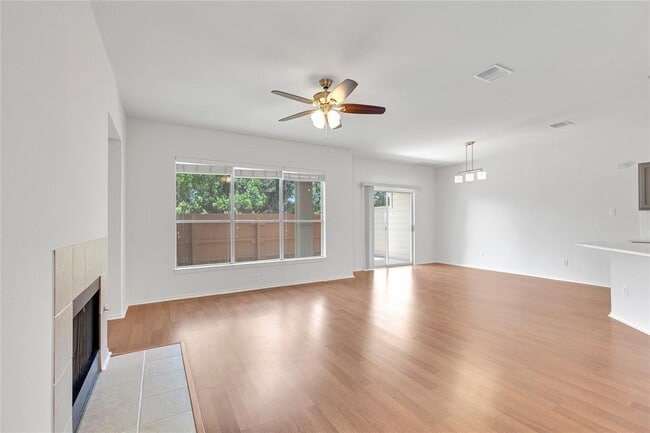 Building Photo - 7500 Shadowridge Run