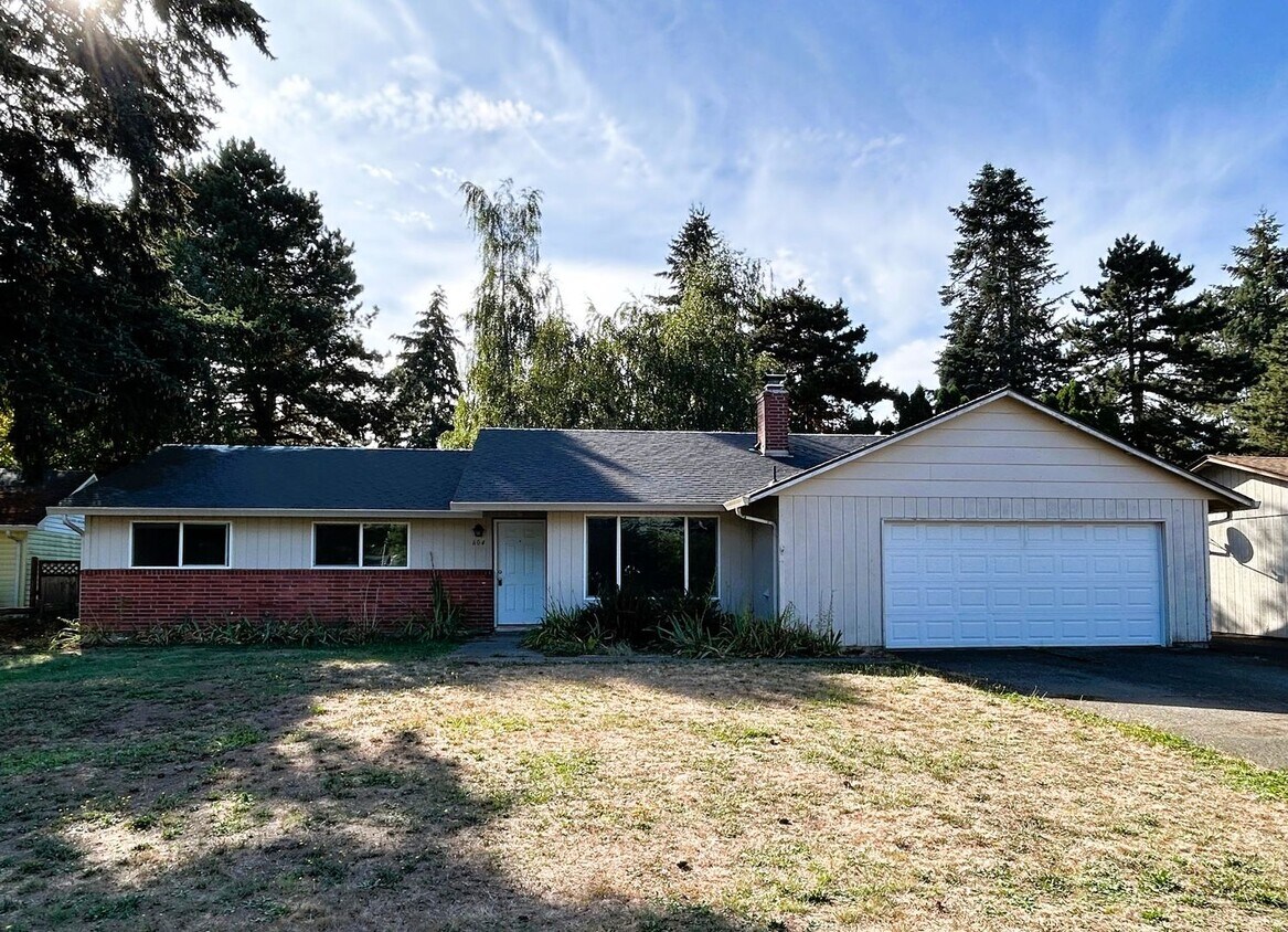Primary Photo - Ranch 3 Bedroom Home in Hearthwood Neighbo...