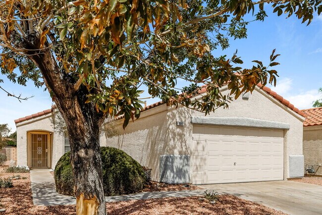 Building Photo - 881 Adobe Flat Dr