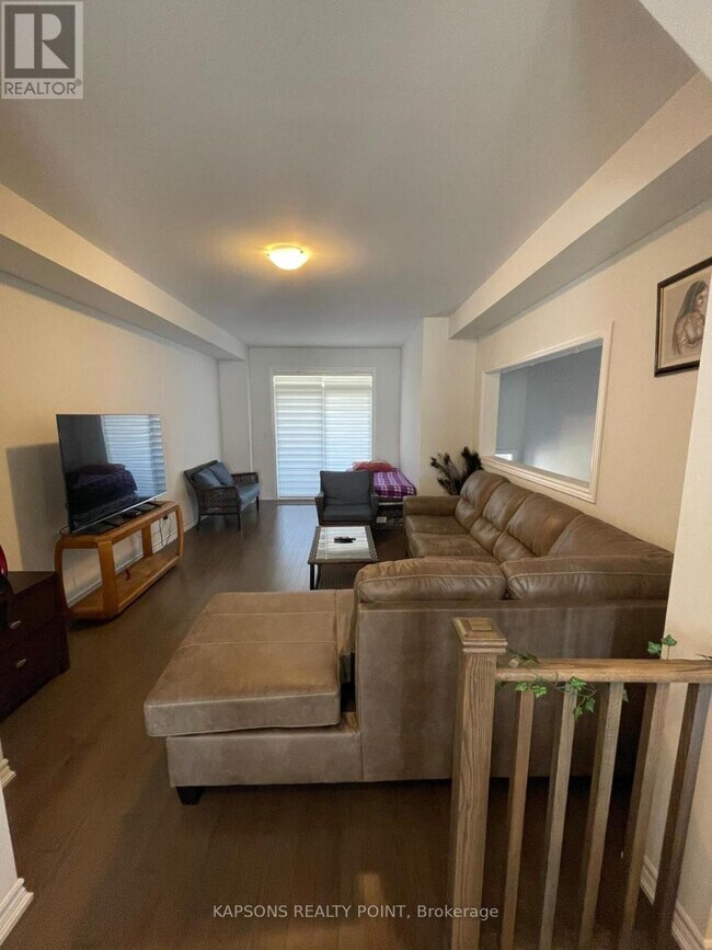 Photo du bâtiment - 11 Gemma Pl