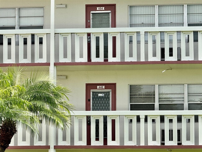 Foto del edificio - 440 Fanshaw K