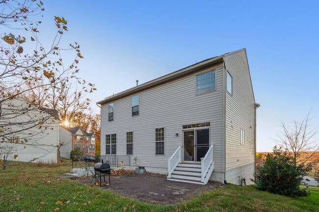 Foto del edificio - 12910 Hallwood Pl