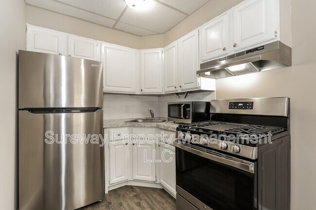 Foto del edificio - 915 W Browning Rd