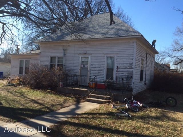Primary Photo - 2 br, 1 bath House - 301 S. Edwards
