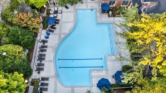 Foto del edificio - The Estates at Brentwood