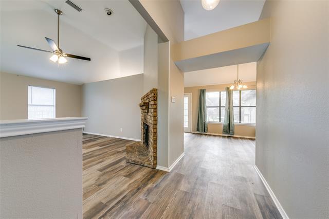 Building Photo - 1411 Clover Dr