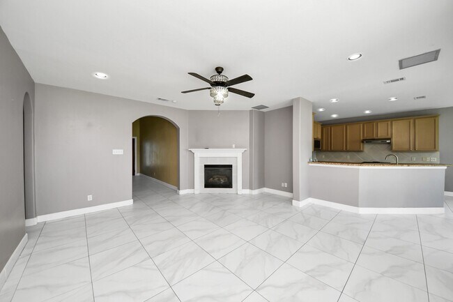 Building Photo - 4610 Plum Forest Rd