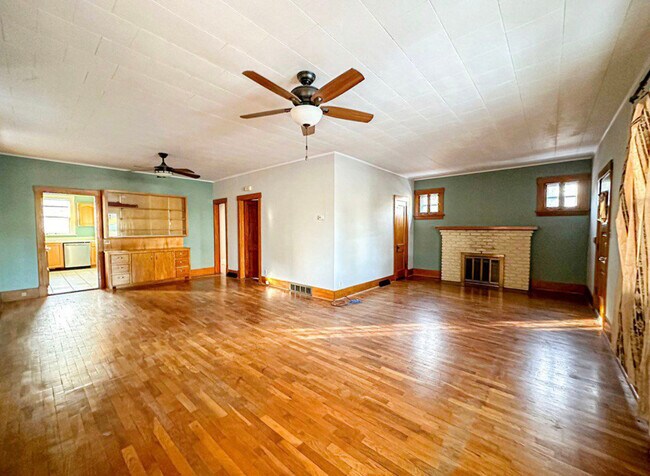 Foto del edificio - 438 S 8th St