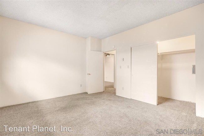 Building Photo - 9023 Campo Rd