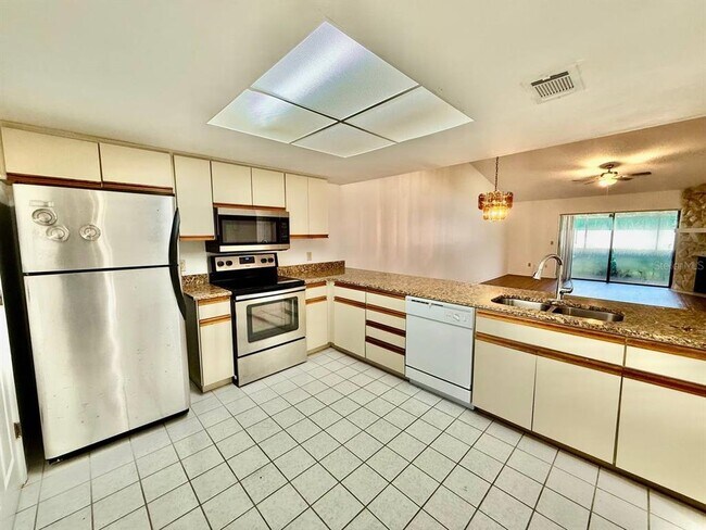 Foto del edificio - 18308 Aintree Ct