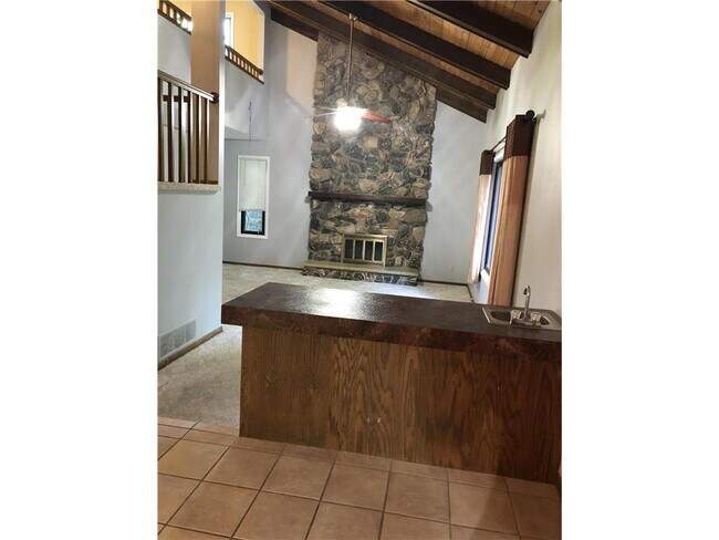 Foto del edificio - 17081 Creek Ridge Trail