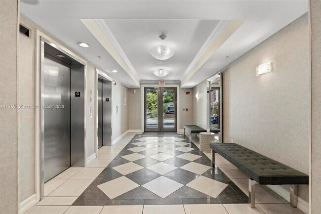 Foto del edificio - 1919 Van Buren St