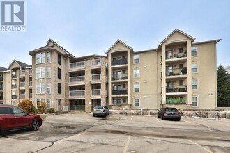 Building Photo - 1441 Walkers Line