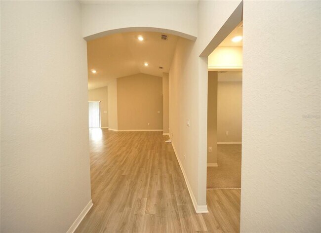 Building Photo - 12221 Cypress Br St