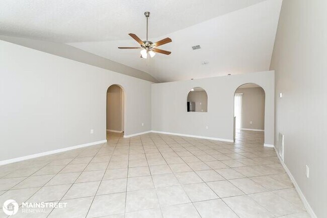 Foto del edificio - 719 VERSAILLES, KISSIMMEE, FL 34759