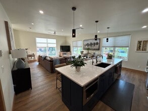 Building Photo - 1716 Copper Ridge Spur