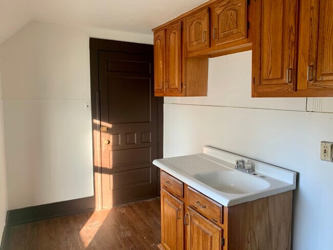 Foto del edificio - 1721 3rd St NE