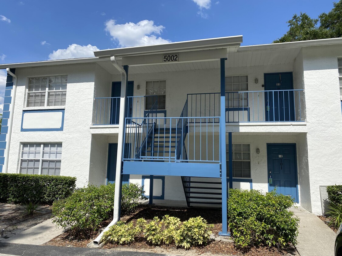 5035 Bordeaux Village Pl, Tampa, FL 33617 Townhome Rentals in Tampa