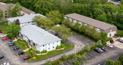 Primary Photo - 2221 W Willow Knolls Dr