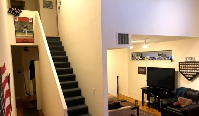 Foto del edificio - 3257 N Sheffield Ave