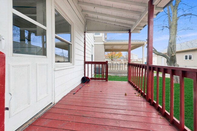 Building Photo - 1743 N 39th Ave