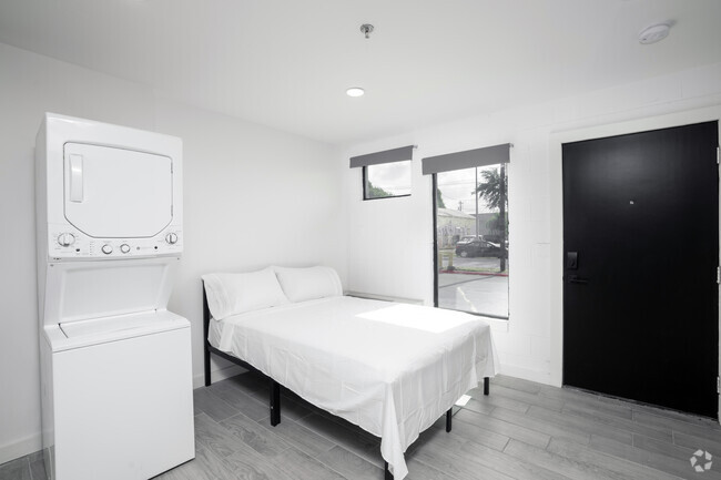 Bedroom - 1BR, 1BA - 252SF - McAllen Apartments