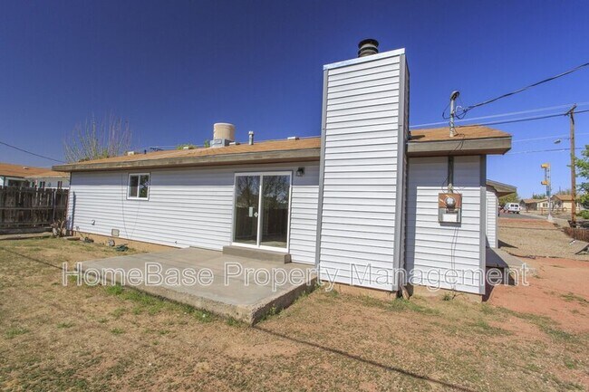 Building Photo - 5206 Foothills Dr