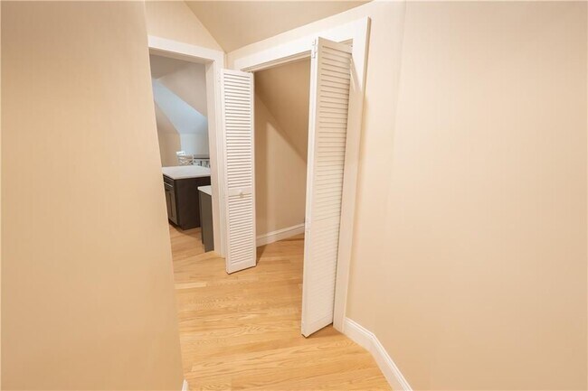 Foto del edificio - 197 Old Great Rd