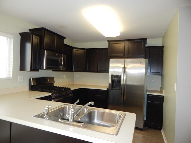 Building Photo - 1678 Ruby Dr