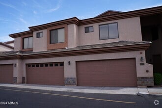 Building Photo - 705 W Queen Creek Rd