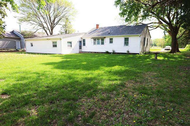 Foto del edificio - 214 S Shady Bend Rd