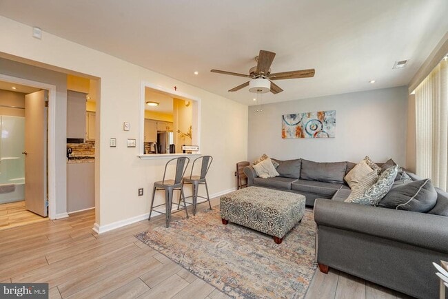 Foto del edificio - 545 N Connecticut Ave