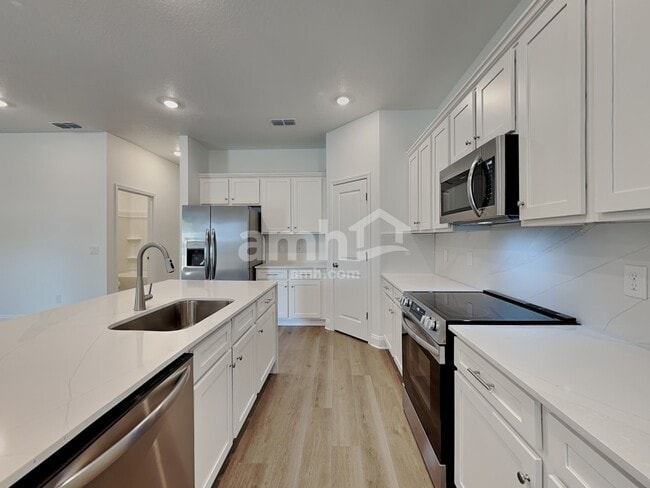 Foto del edificio - 15156 Serenity Wy
