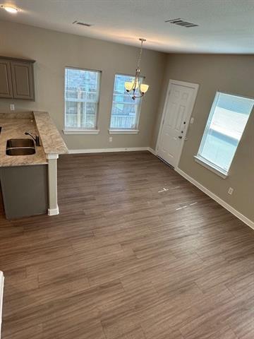Building Photo - 3535 Apple Valley Way