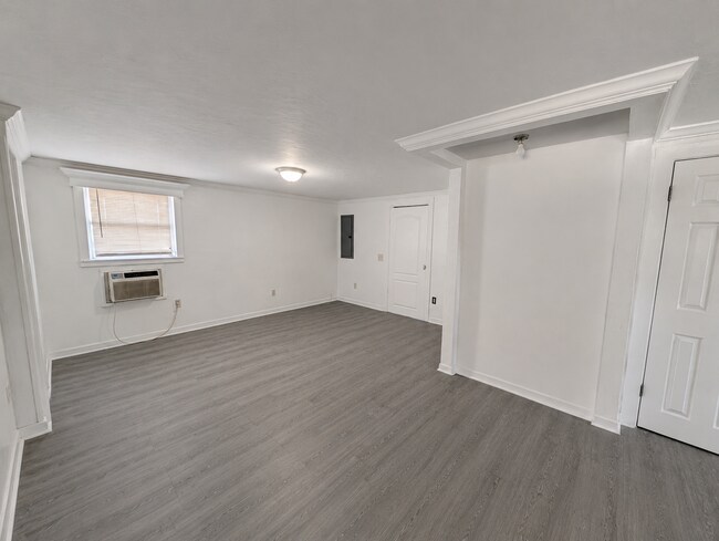 Foto del edificio - Recently renovated  2 bed, 1.5 bath home with a fully fenced yard