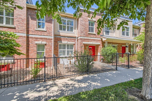 Townhome Front Entry - 7349 Lowell Blvd