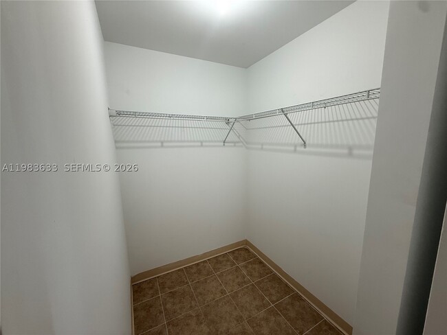 Building Photo - 5978 SW 64th St