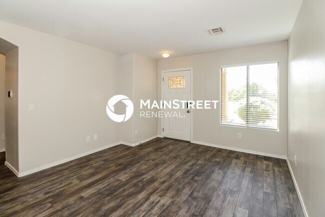 Building Photo - 3 Bedroom Pet-Friendly Home in TUCSON, AZ ...