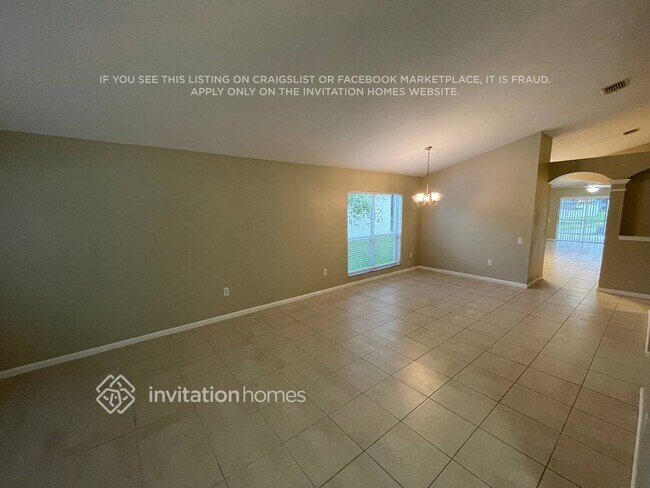 Building Photo - 25401 Lexington Oaks Blvd