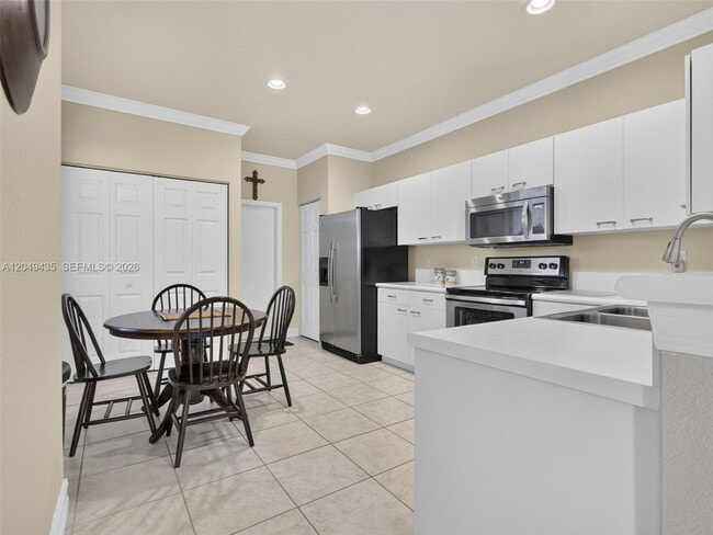 Building Photo - 2475 Cordoba Bend