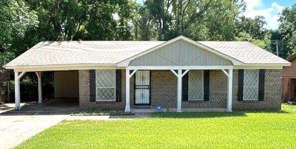 Building Photo - 3213 Keystone Ave