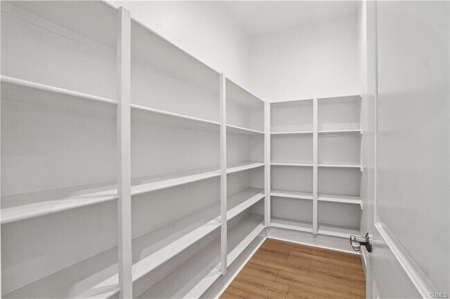Building Photo - 20144 Marlow Lane, Los Angeles, CA 91326 -...