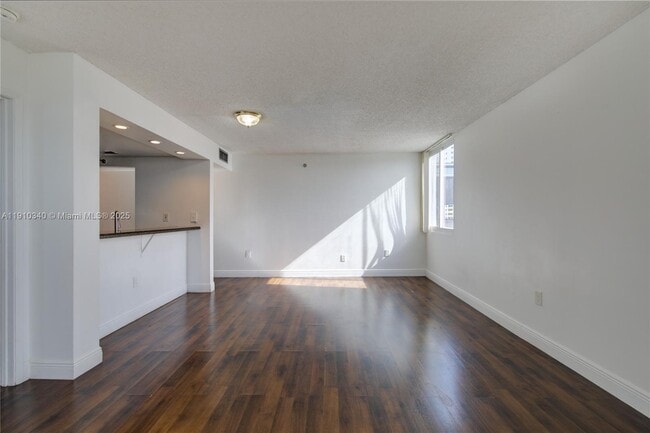 Foto del edificio - 850 N Miami Ave