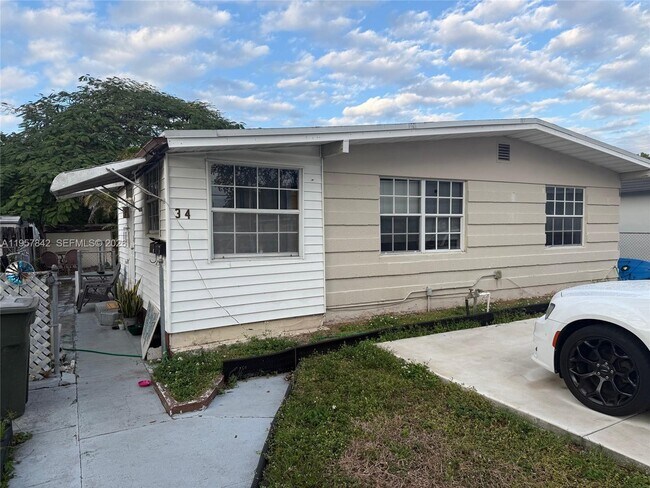 Building Photo - 34 SW 5th St