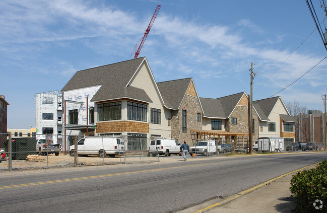 Building Photo - Hallman Hill