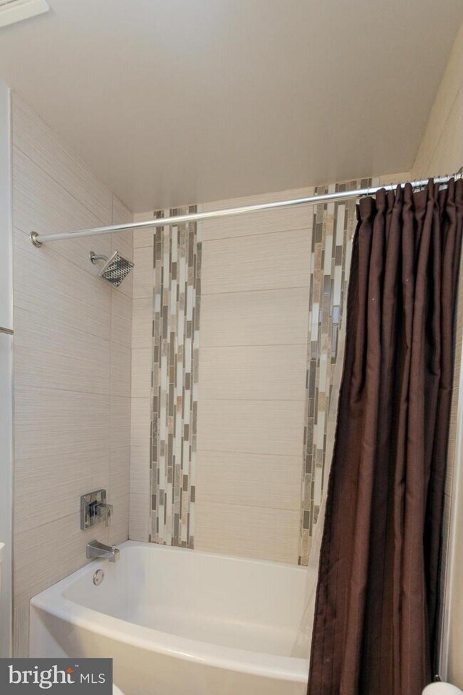 Building Photo - 1804 Whistling Duck Dr