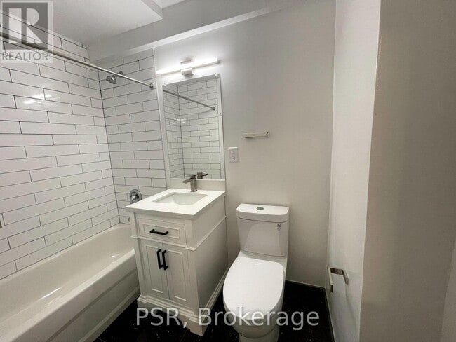 Building Photo - 600 Eglinton Ave W