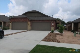 Building Photo - 1239 FM306