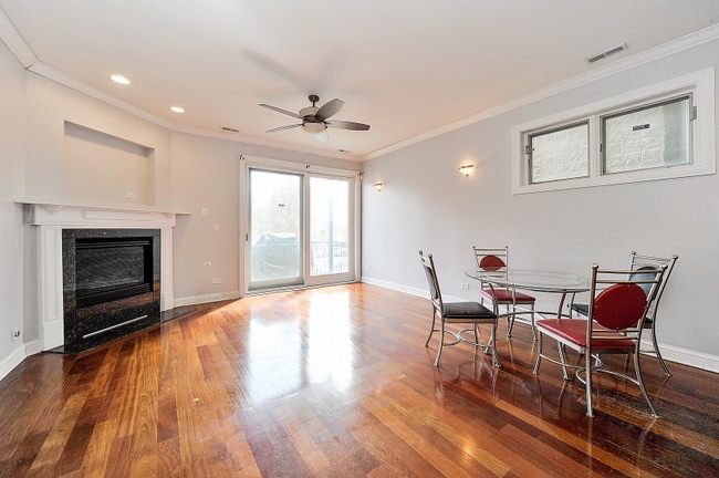 Photo - 4418 S Indiana Ave Apartment